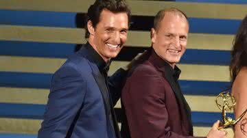 Matthew McConaughey diz que Woody Harrelson pode ser seu irmão biológico - Kevin Winter/Getty Images