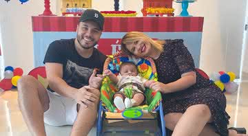 Marília, Murilo e o filho do casal - Instagram