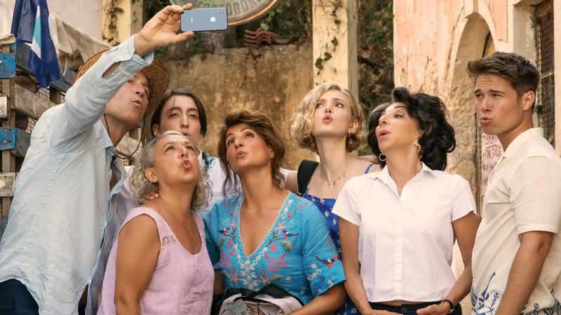 Nia Vardalos e John Corbett voltam à Grécia em "Casamento Grego 3" - Divulgação/Focus Features