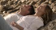 Meredith Grey (Ellen Pompeo) e George O'Malley (T.R. Knight) na 17ª temporada de "Grey's Anatomy" - Transmissão/Record TV