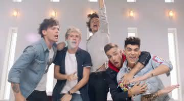 One Direction em cena do clipe Best Song Ever - YouTube