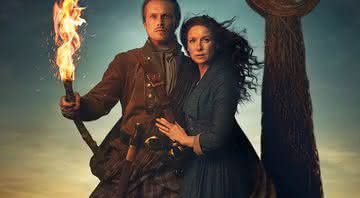 Caitriona Balfe e Sam Heughan são os protagonistas de "Outlander" - (Divulgação/Starzplay)