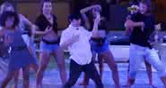 Pyong e outros participantes do BBB20 dançando a coreografia do Pesadão - Globoplay