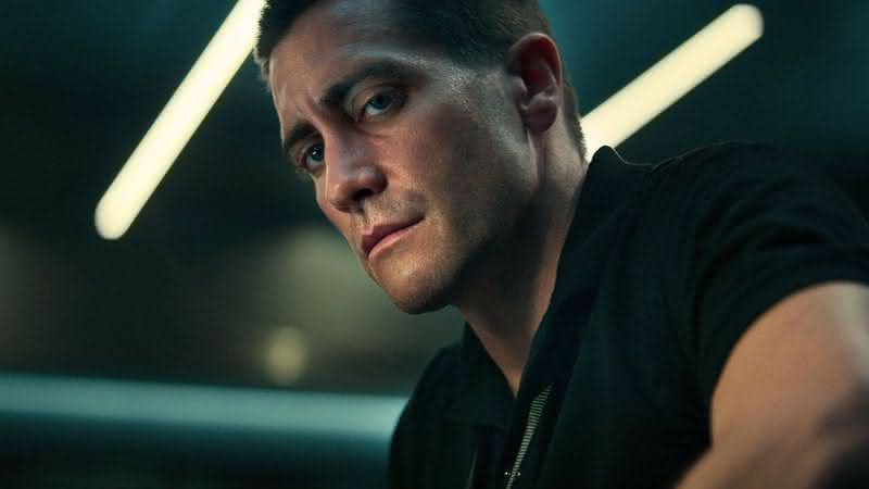 Jake Gyllenhaal é o novo Patrick Swayze no remake de "Matador de Aluguel" - Divulgação/Netflix