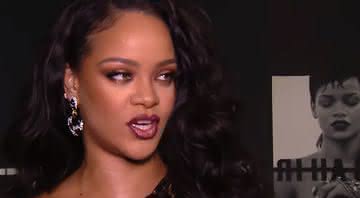 Rihanna no evento de lançamento de sua autobiografia - Reprodução/YouTube