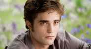 Robert Pattinson como Edward Cullen na saga Crepúsculo - Divulgação/Paris Filmes