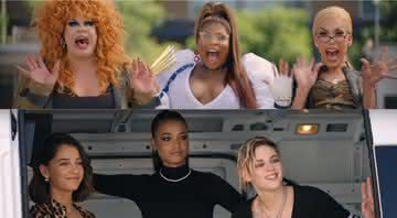 Queens de RuPaul's Drag Race e elenco de As Panteras em vídeo promocional - YouTube/VH1