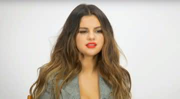 Selena Gomez em entrevista ao IHeart Radio - Youtube