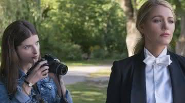 Anna Kendrick e Blake Lively são as protagonistas de "Um Pequeno Favor" - Divulgação/Lionsgate Paris Filmes
