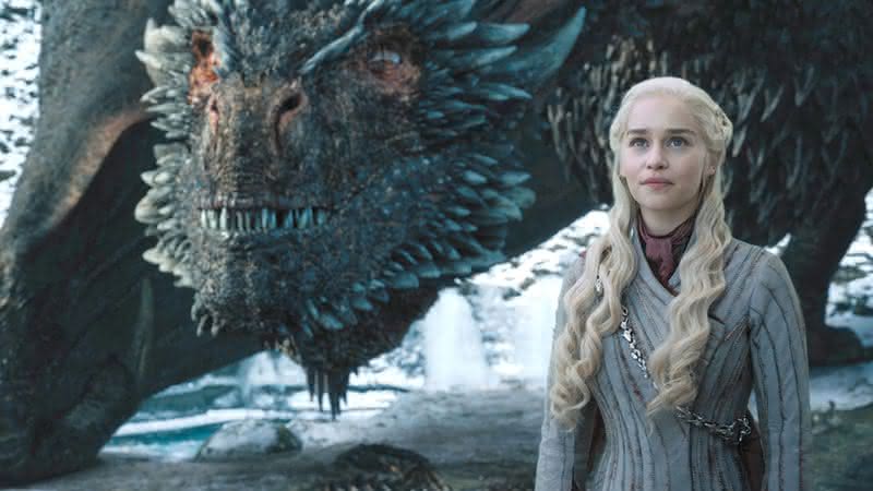 Daenerys Targaryen era conhecida como "mãe dos dragões" em "Game of Thrones" - Divulgação/HBO