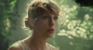 Taylor Swift no clipe de "Cardigan" - Reprodução/YouTube