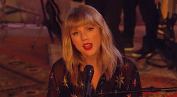 Taylor Swift no Live Lounge da BBC. Crédito: Reprodução/YouTube