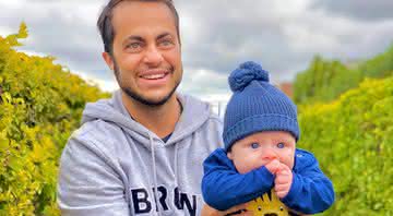 Thammy Miranda e o filho, Bento, de sete meses, fruto do relacionamento com Andressa Ferreira - thammymiranda/Instagram