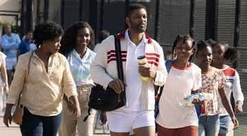 Will Smith no papel de pai e treinador da dupla Venus e Serena Williams - (Divulgação/Warner Bros.)