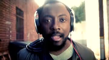 Líder do Black Eyed Peas, Will.i.am alega ter sido vítima de racismo - YouTube