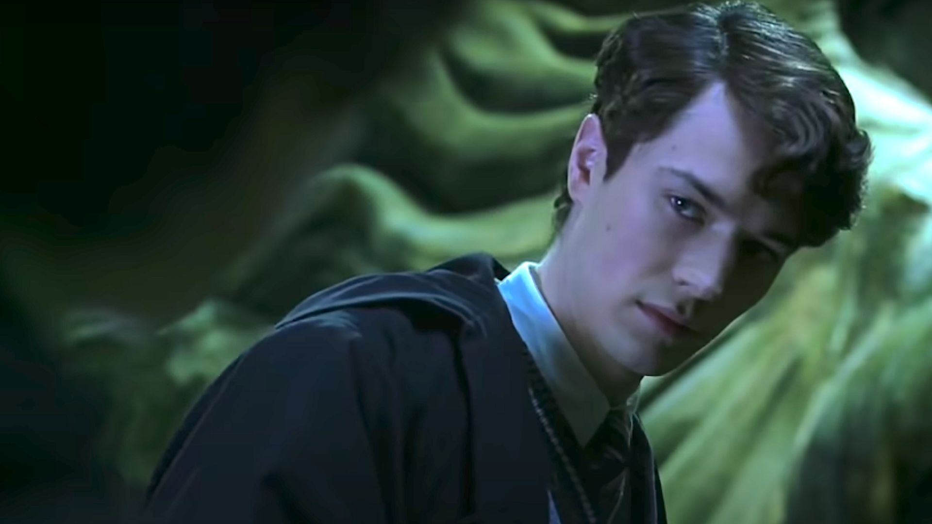 Em "Harry Potter e o Enigma do Príncipe", conhecemos o passado de Tom Riddle antes de se transformar em Voldemort (Foto: Reprodução/Warner Bros. Pictures)