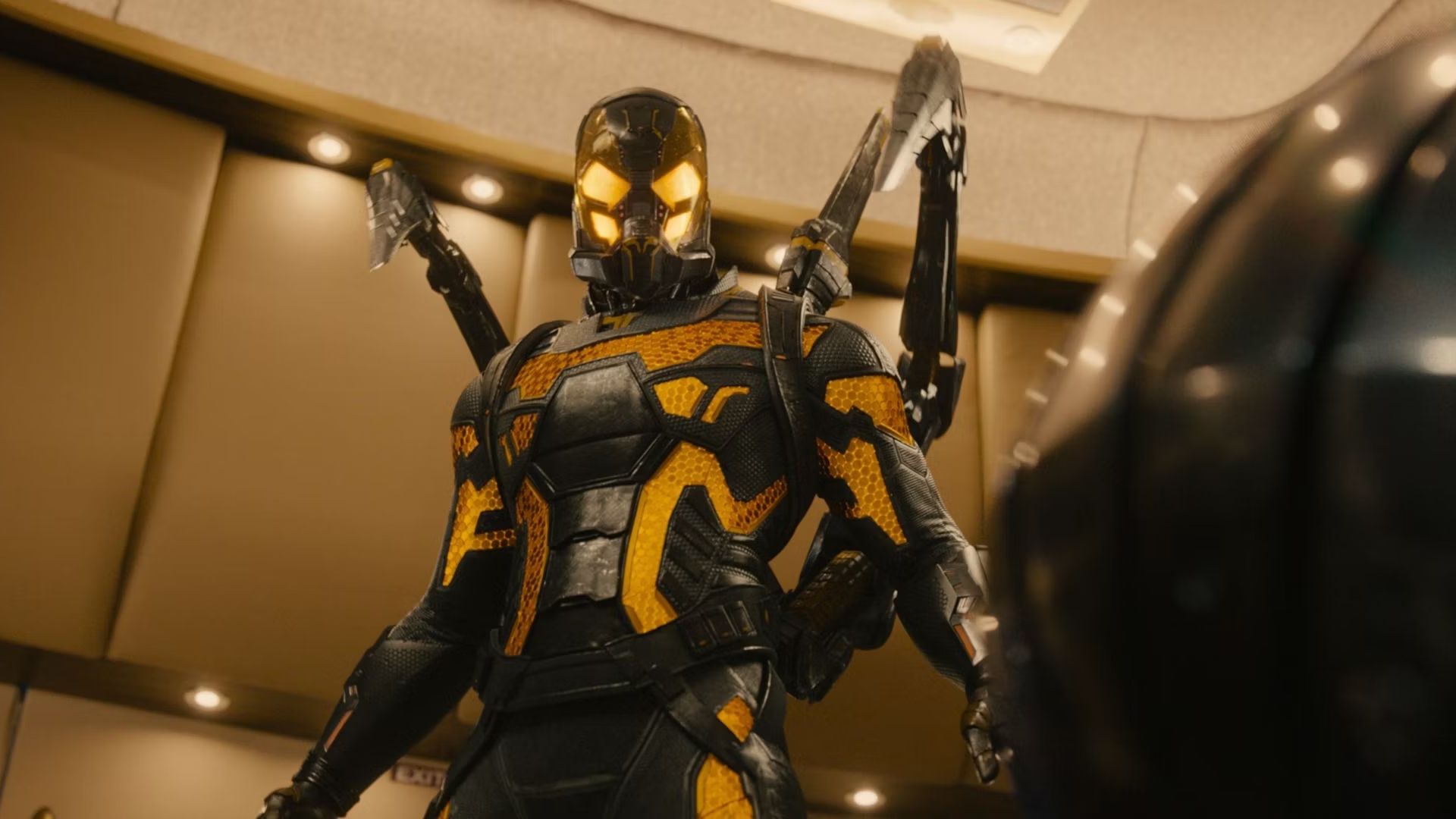 Em "Homem-Formiga" (2015), Darren Cross se transforma no Jaqueta Amarela e, quando é derrotado, desaparece sem deixar rastros (Foto: Reprodução/Marvel Studios)
