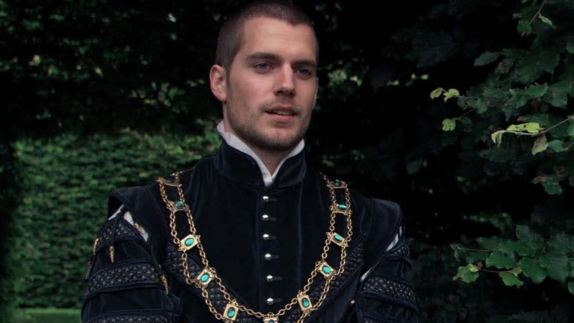 Henry Cavill em "The Tudors": na época, o ator tinha 24 anos e não conseguia passar por 17 anos, que é a idade de Edward Cullen em "Crepúsculo" (Foto: Divulgação/Showtime)